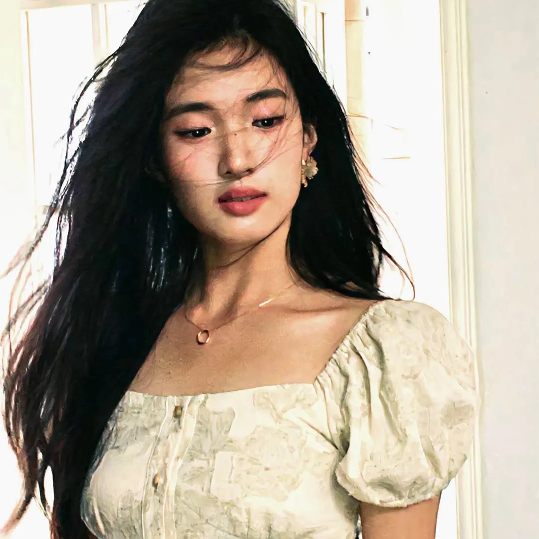 海底裸女